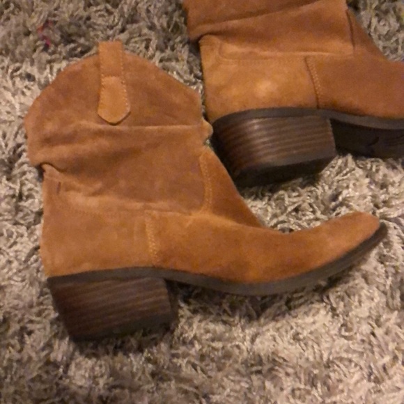 SOLD - Picture 4 of 5